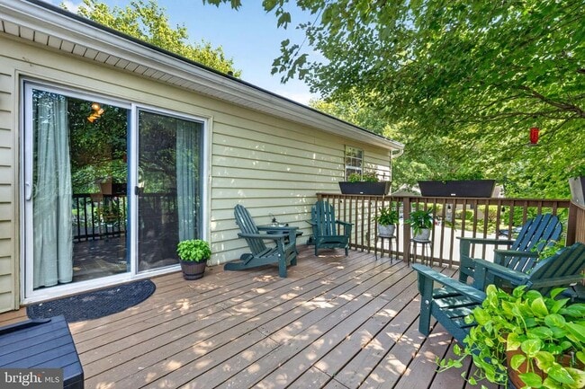 Building Photo - 8805 Rosanne Ct