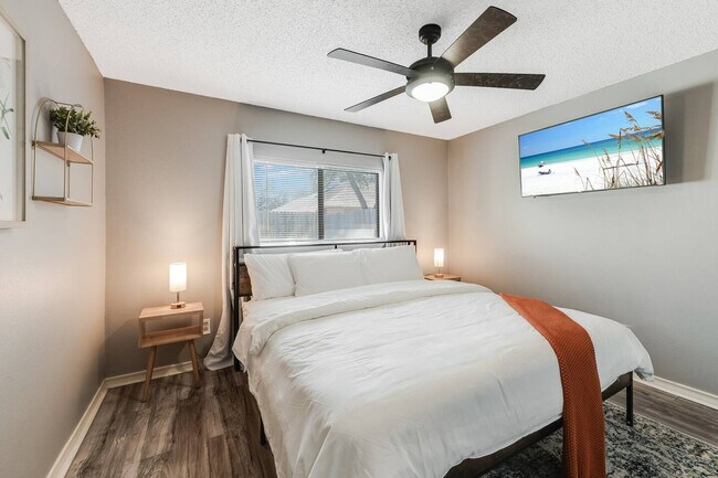 Building Photo - 7326 Winding Star Dr