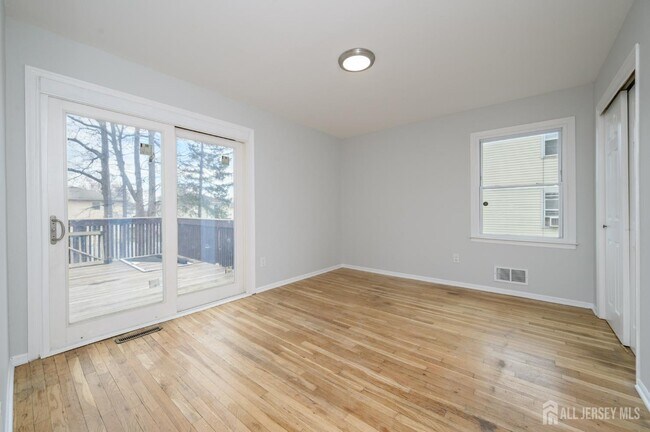 Building Photo - 796 Inman Ave