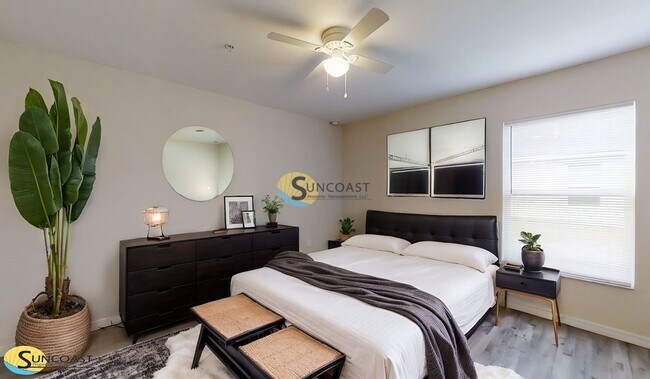 Building Photo - 7203 Midway Terrace