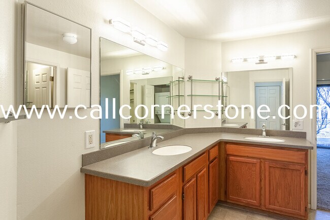 Building Photo - 4250 Autumn Heights Dr