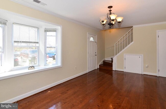 Building Photo - 12345 Woodlawn Ct