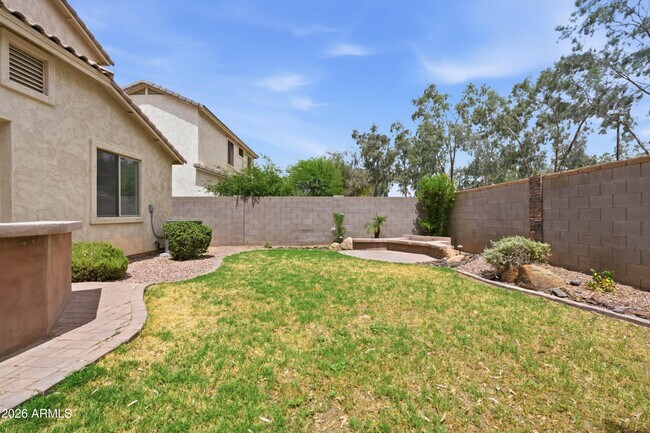 Building Photo - 4157 E Santa Fe Ln
