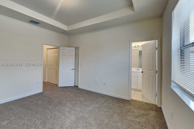 Building Photo - 10554 W 33rd Way
