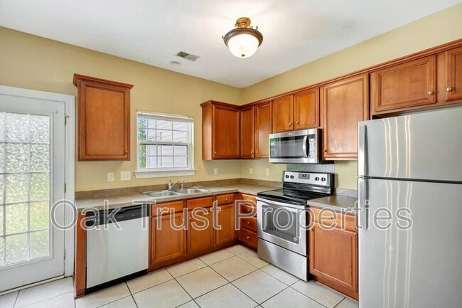 Building Photo - 126 Tuscany Ct