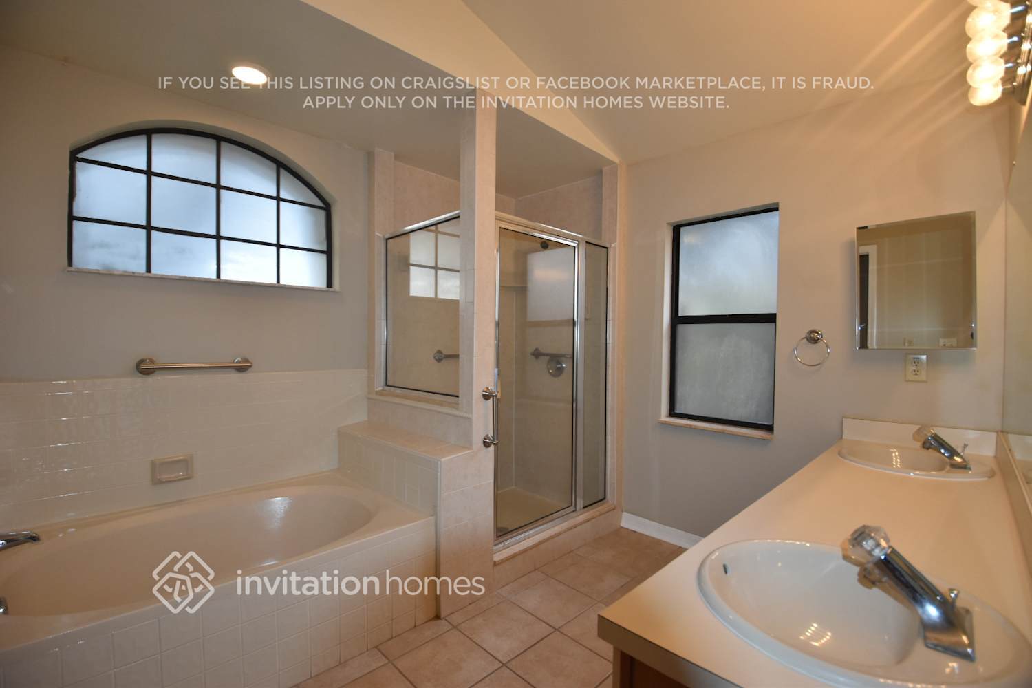 Building Photo - 1507 Storington Ave