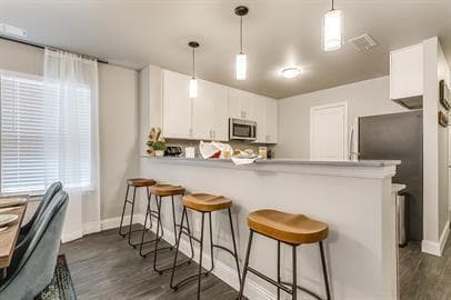 Building Photo - 829 Juno Ln