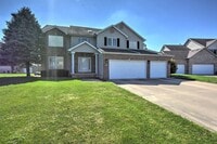 Building Photo - Forsyth Home!  4 Beds 3.5 Baths with Finis...
