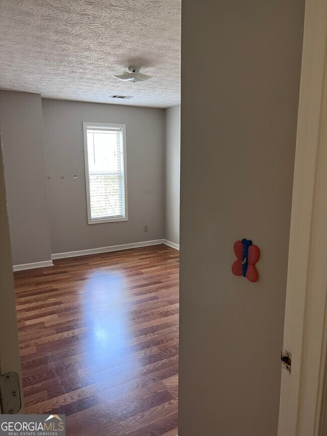 Building Photo - 2118 Hunters Branch Ct