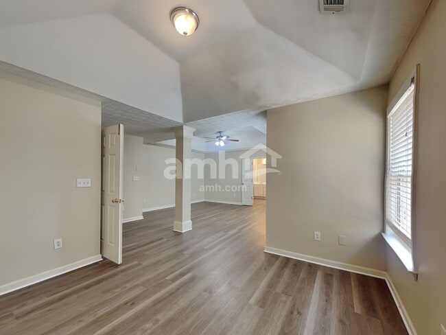 Building Photo - 5390 Spotted Fawn Ct