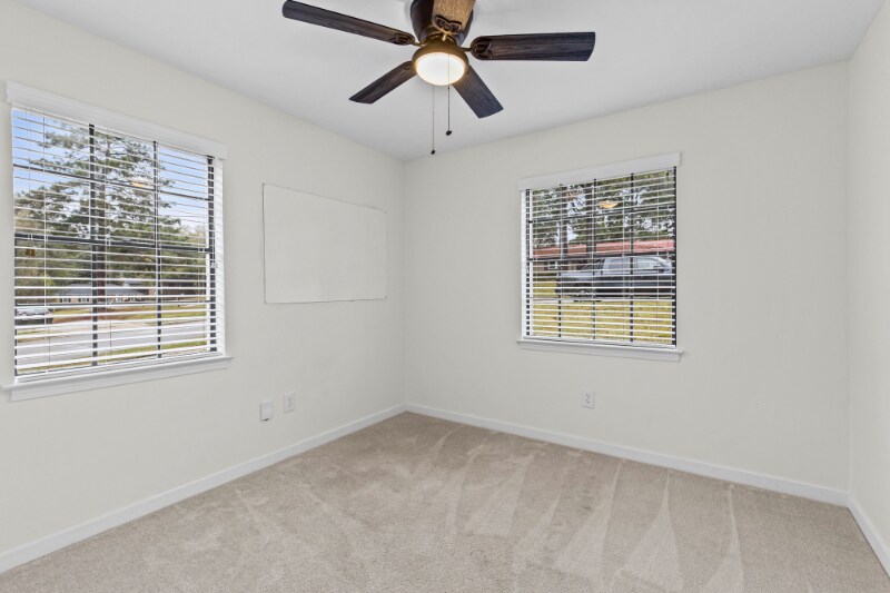 Building Photo - 5925 Couton Dr