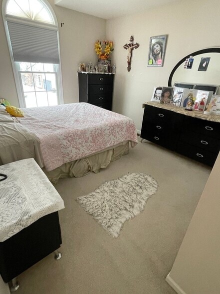 Building Photo - 1154 Bluebird Dr