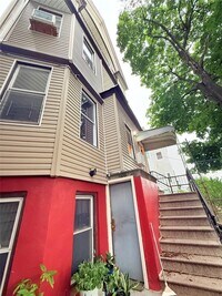 Building Photo - 26 Linden St