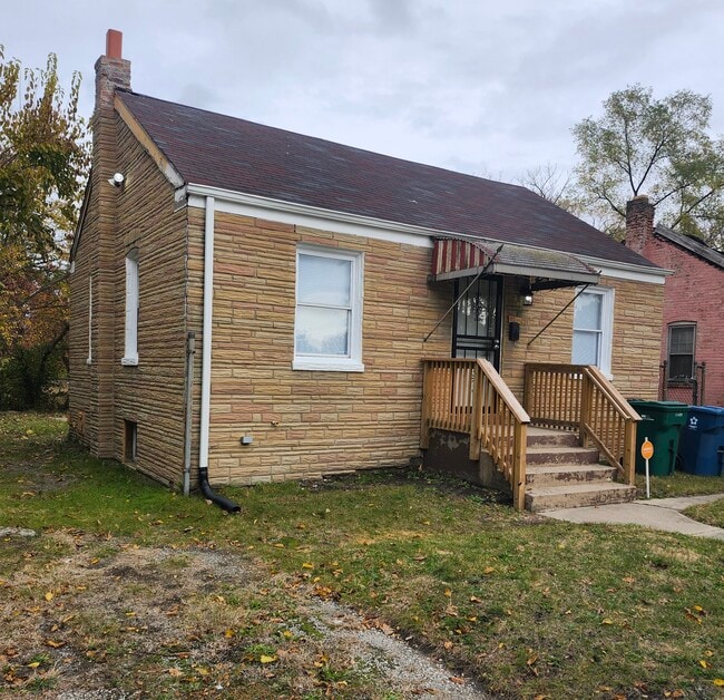 Primary Photo - 2219