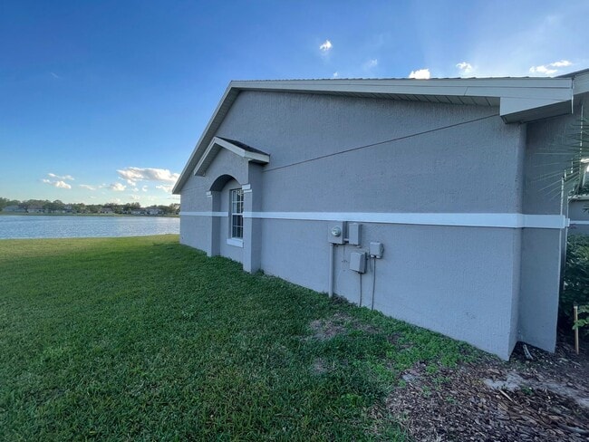 Building Photo - 13120 Summerton Dr