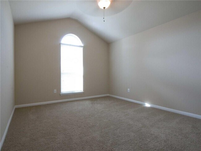 Building Photo - 624 Carly Ann Ln