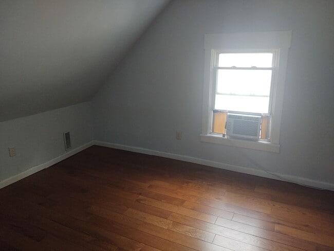 Building Photo - 2138 S Garfield Dr