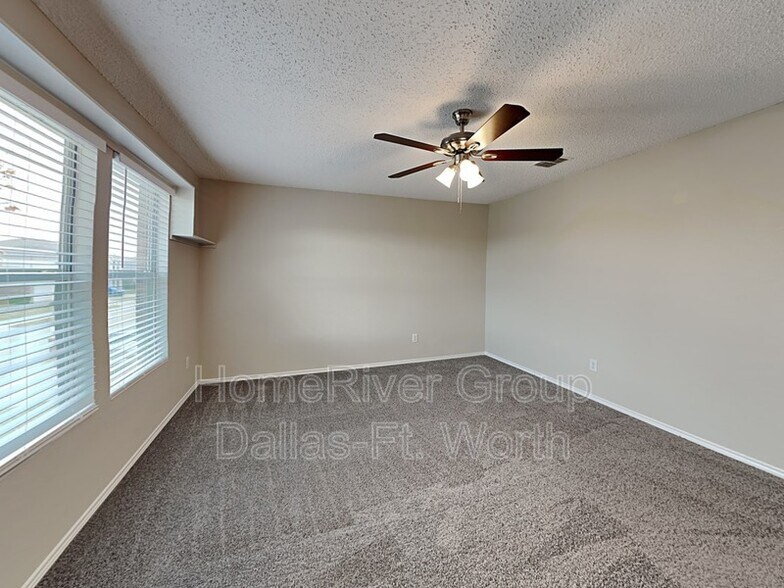 Building Photo - 5324 New Castleton Ln