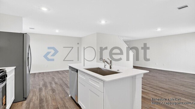 Building Photo - 3104 Nori Shores Dr