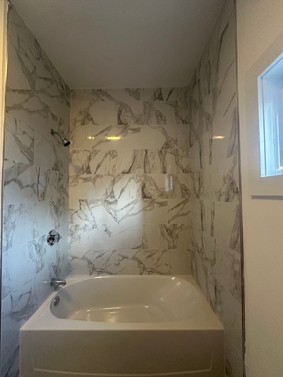 Building Photo - 62 W 6th St