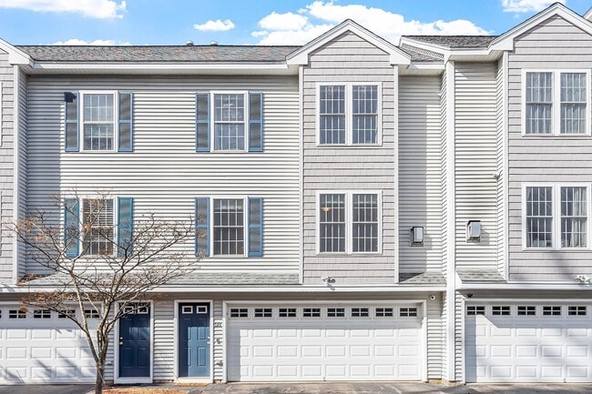 Building Photo - 58 Andrew St