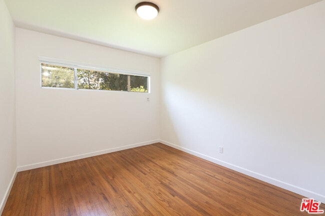 Building Photo - 12800 Stanwood Dr