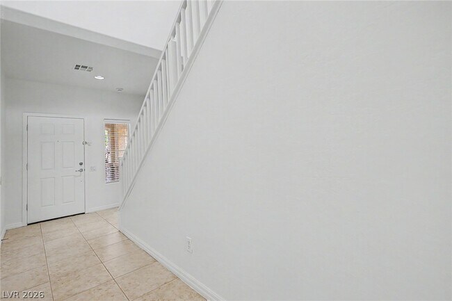 Building Photo - 2608 Romarin Terrace