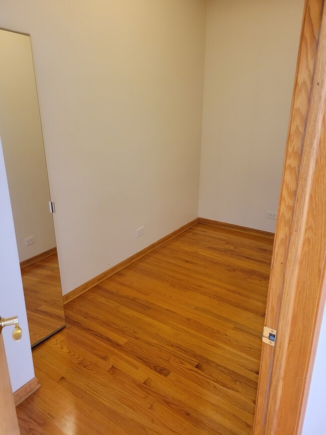 Storage Closet - 1455 W Belmont Ave