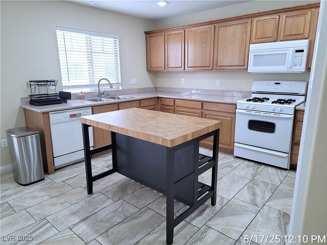 Building Photo - 316 Fountain Crossing Ln
