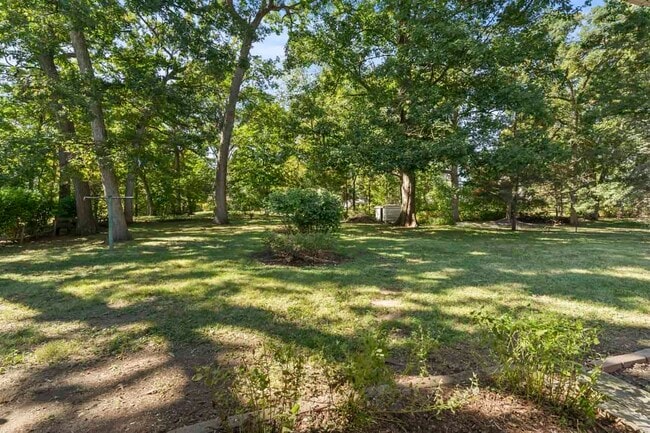 Building Photo - 36332 N Hawthorne Ln