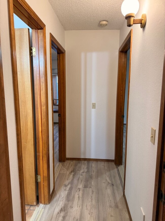 Building Photo - Beautiful Country Club