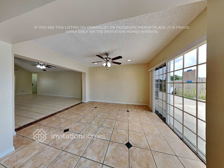 Building Photo - 15671 SW 143rd Ave