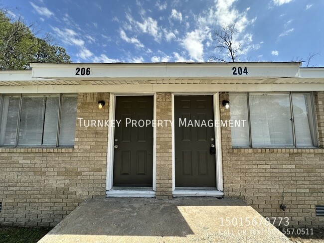 Building Photo - Duplex in Jacksonville for Rent!