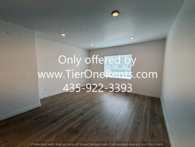Building Photo - NO DEPOSIT option available for qualified renters