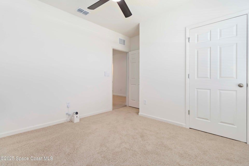 Building Photo - 7144 Topaz Dr
