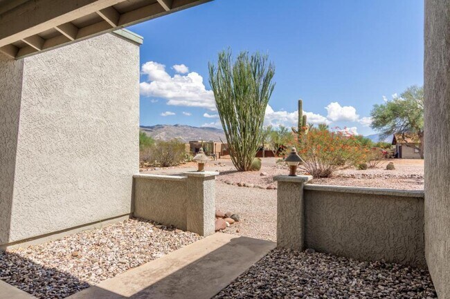Building Photo - 7880 S Ave De Pina