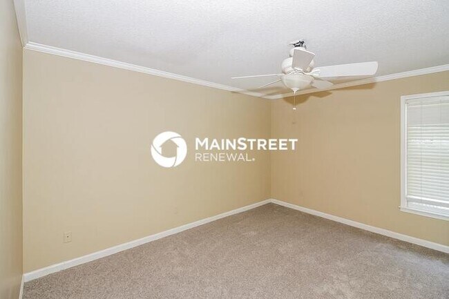 Building Photo - 4 Bedroom Pet-Friendly Home in Cordova, TN with Main Street Renewal