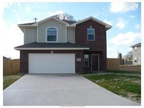 Building Photo - 2800 Horseback Dr