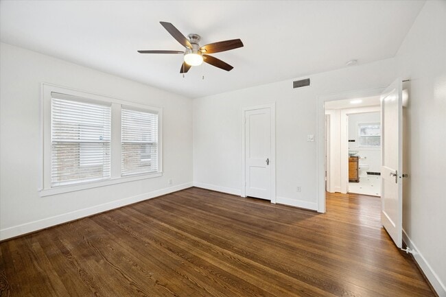 Building Photo - 1937 W McKinney St