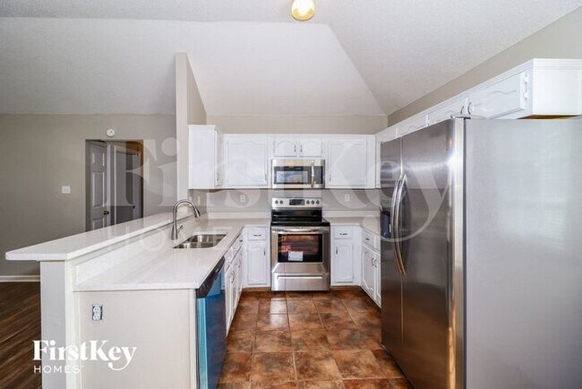 Building Photo - 5539 Lacey Cove