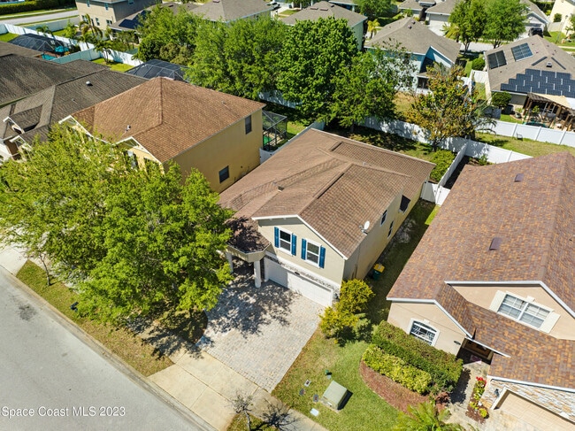 Building Photo - 1202 Becket Pl