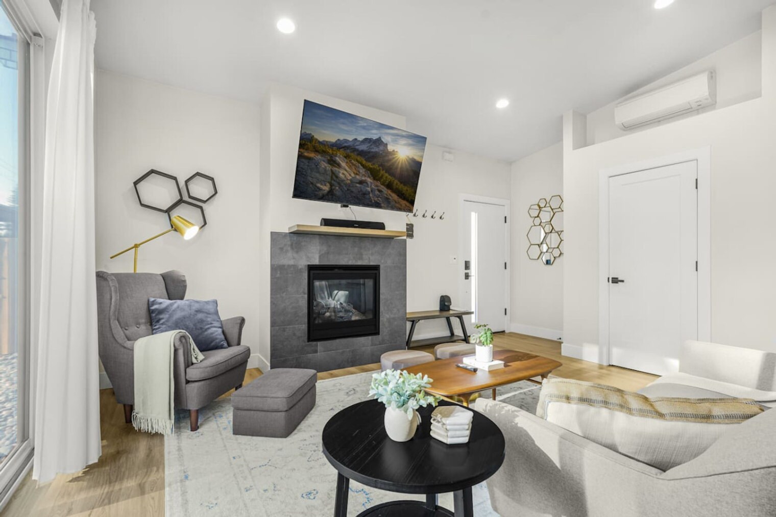 Building Photo - 15206 NE 96th St