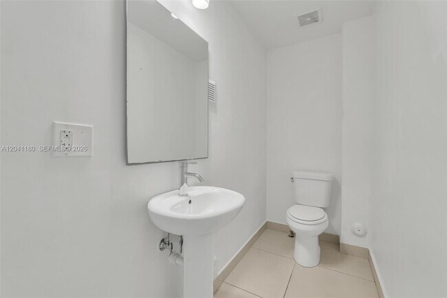Building Photo - 25871 SW 139th Ct