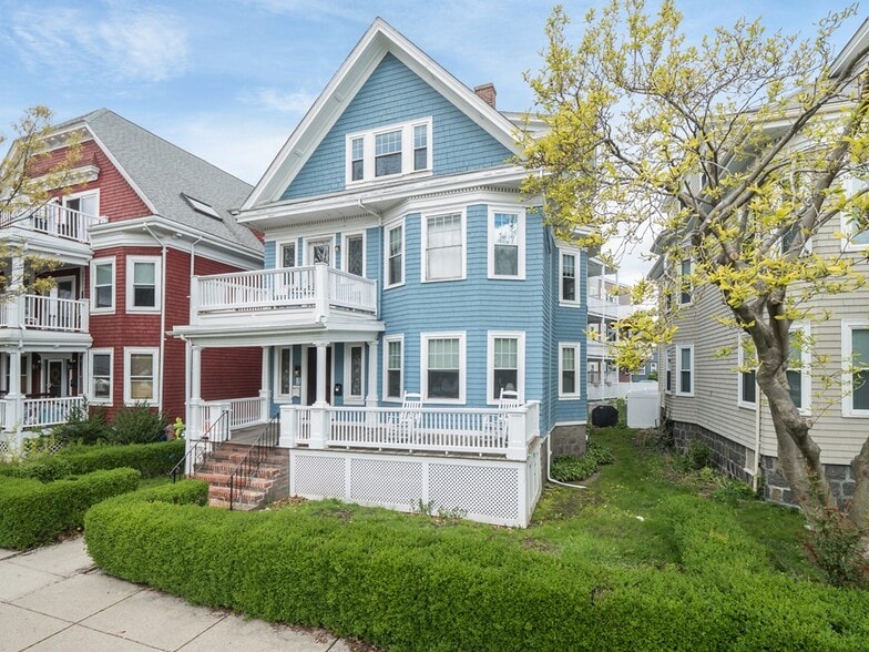 Building Photo - 777 Columbia Rd