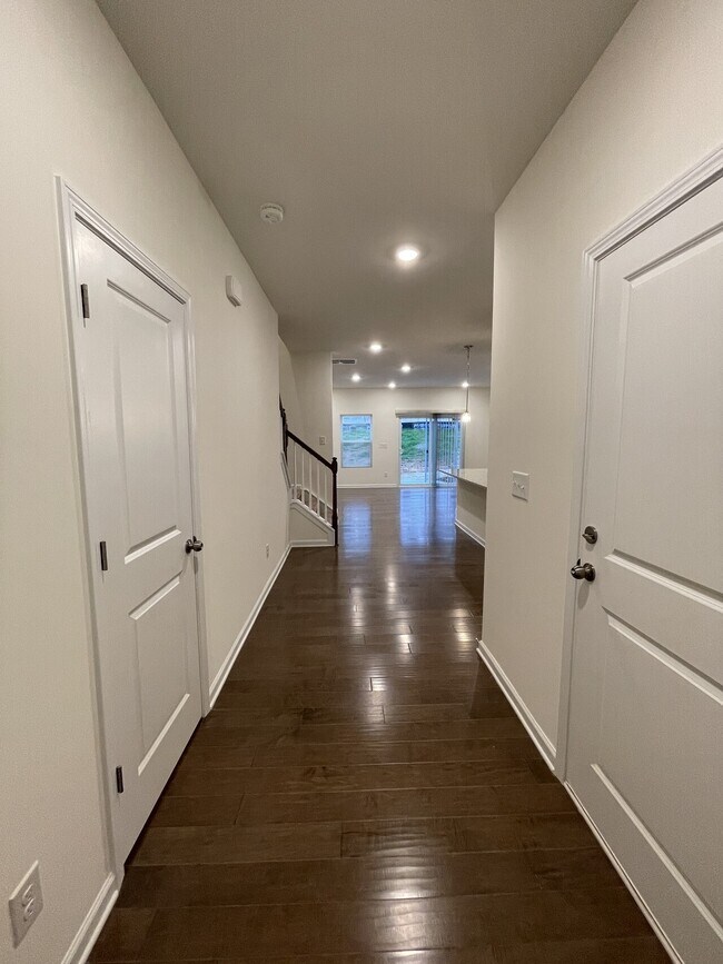 Building Photo - 251 Harpers Run Ln