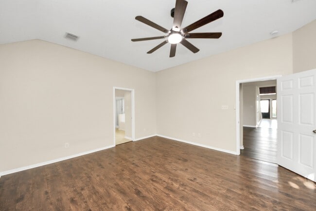 Building Photo - 17303 Quiet Grove Ln