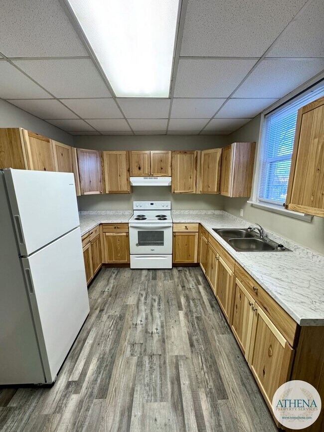 Building Photo - 225 N Sprigg St