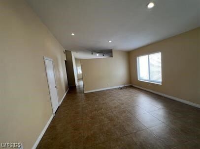 Building Photo - 744 Gritty Garnet Ave