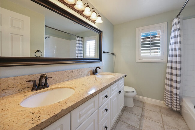 Building Photo - 11920 Mil Pitrero Rd