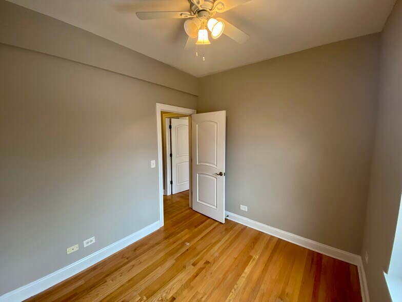 Building Photo - 1140 E Marquette Rd